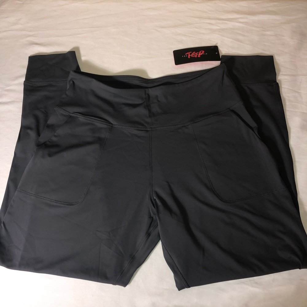 The Gym People Leggings, Large, Gray, NWT, pet/smoke free home
